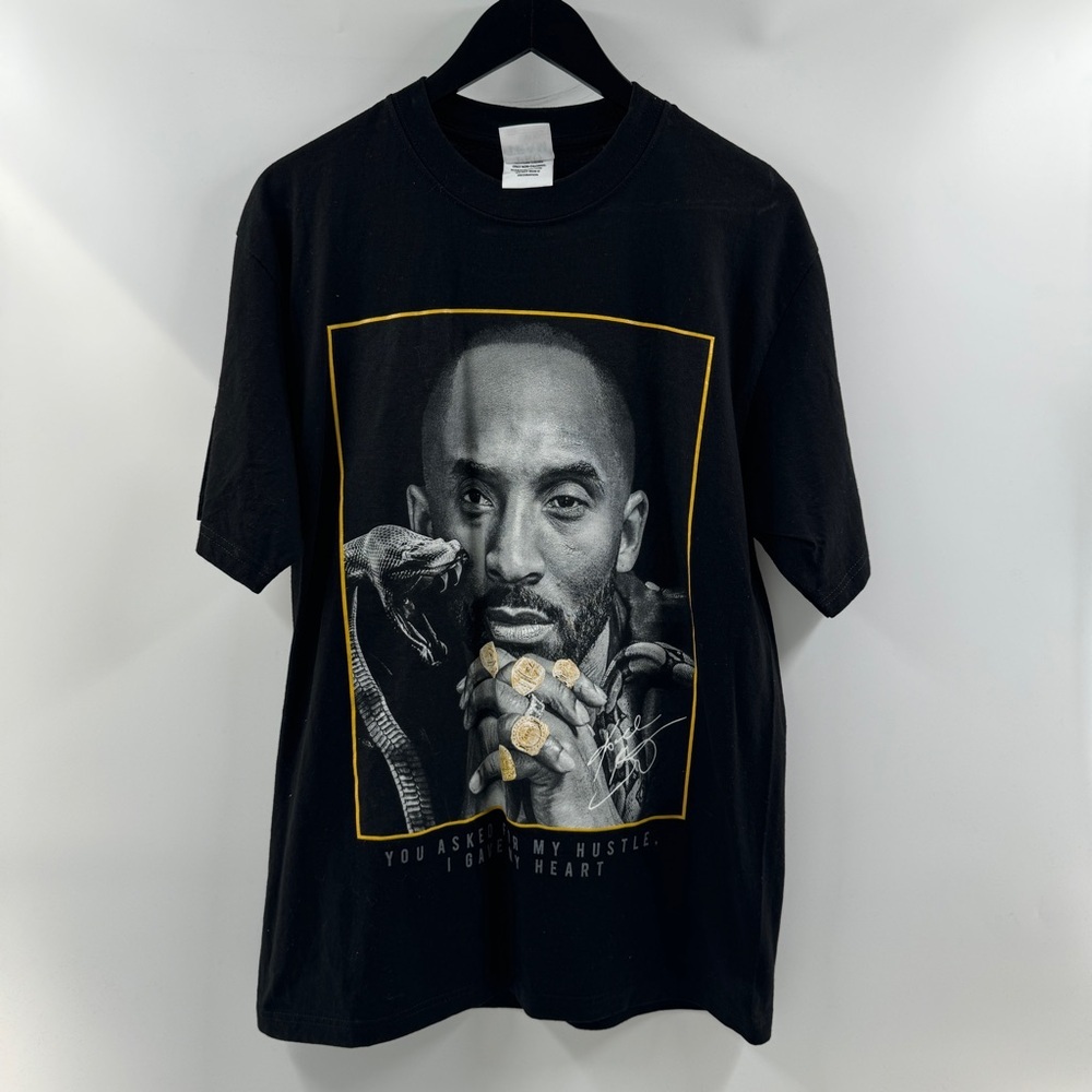 Kobe Bryant Black Graphic T-Shirt | Pro Team | Men’s Size Large